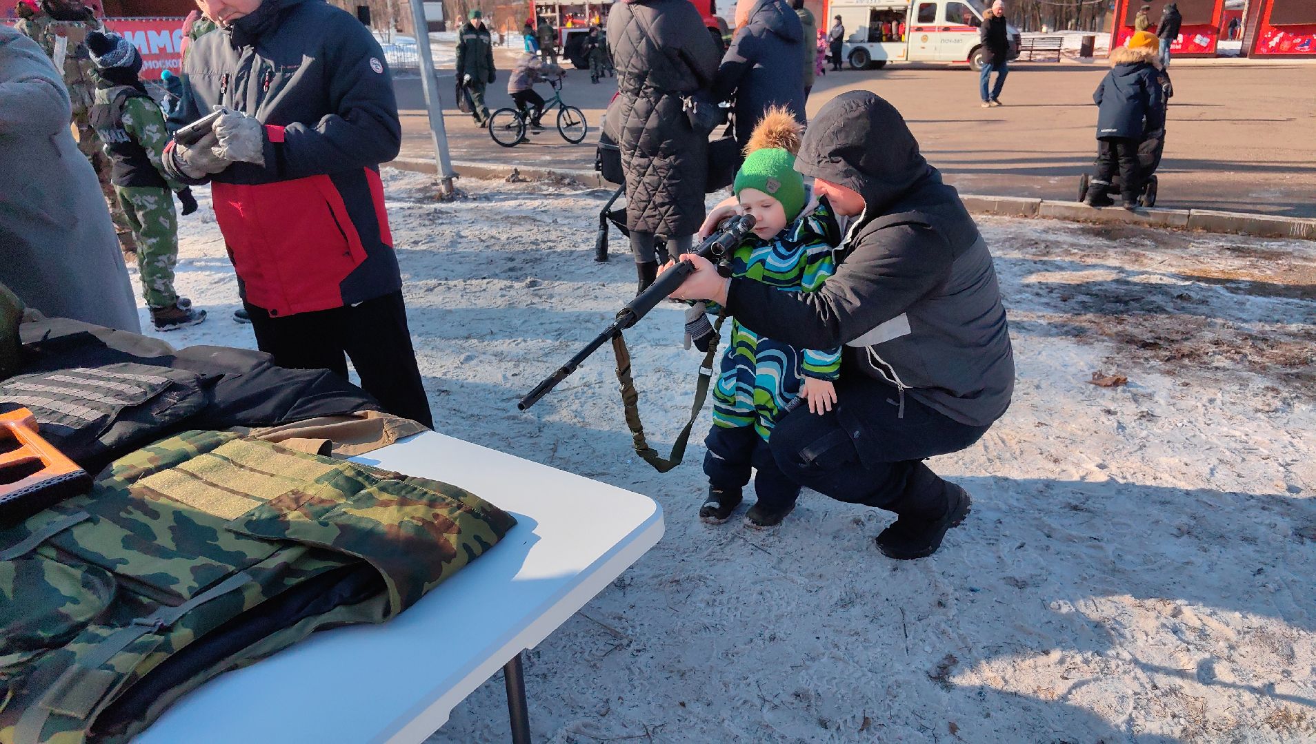 автомат калашникова, сборка-разборка, пистолет Макарова, мастер-класс, вертикалки,