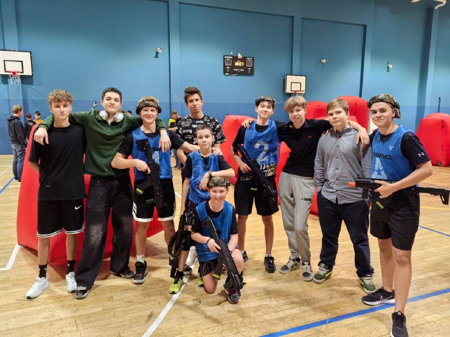 вертикалки, лазертаг, деньзащитникаотечества,