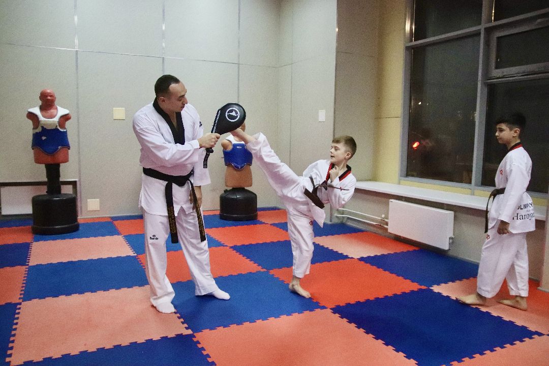 Фрязино, общество