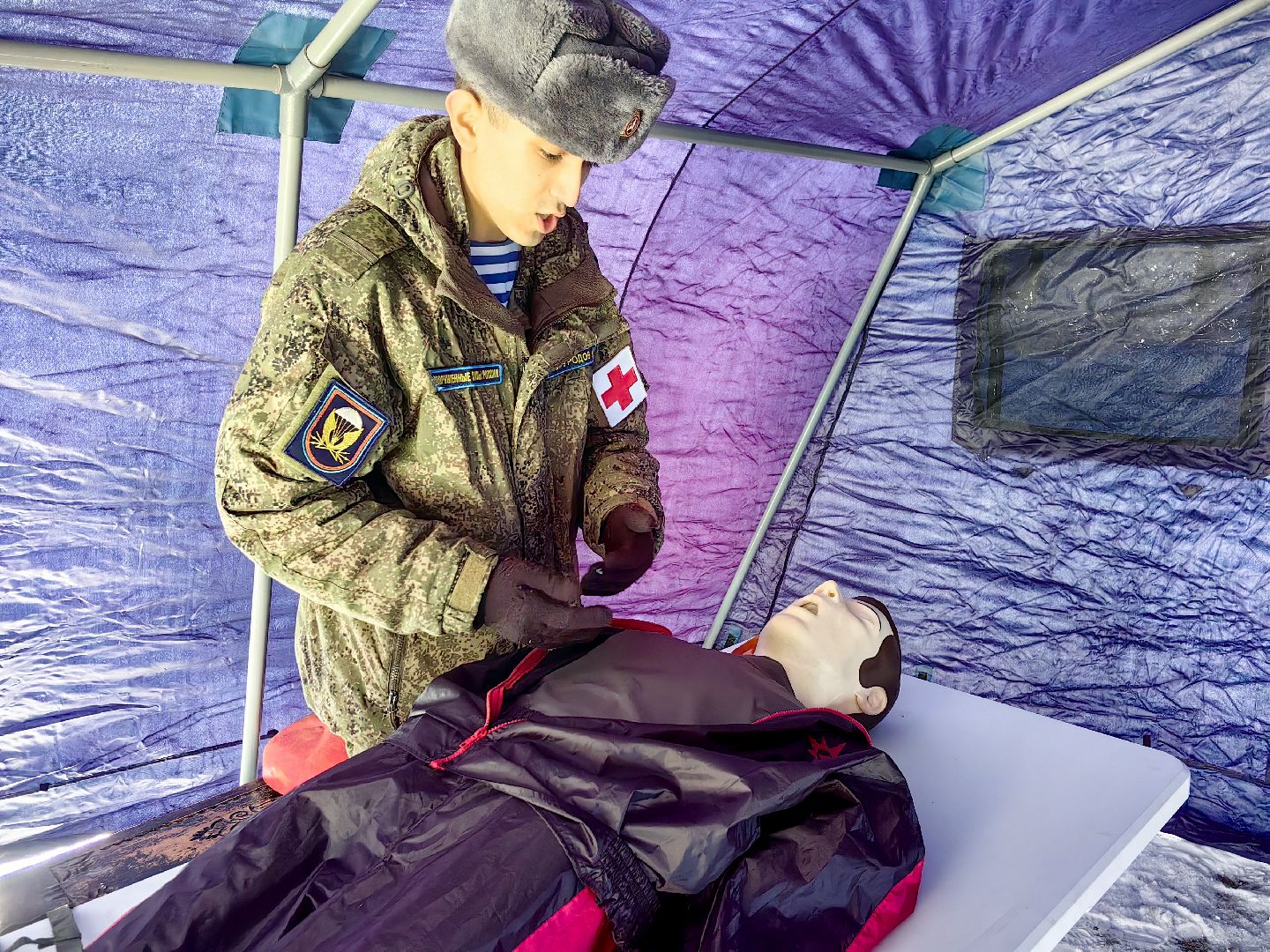 первая помощь, мастер-класс, аптечка, мед брат, парк, день защитника отечества, вертикалки,