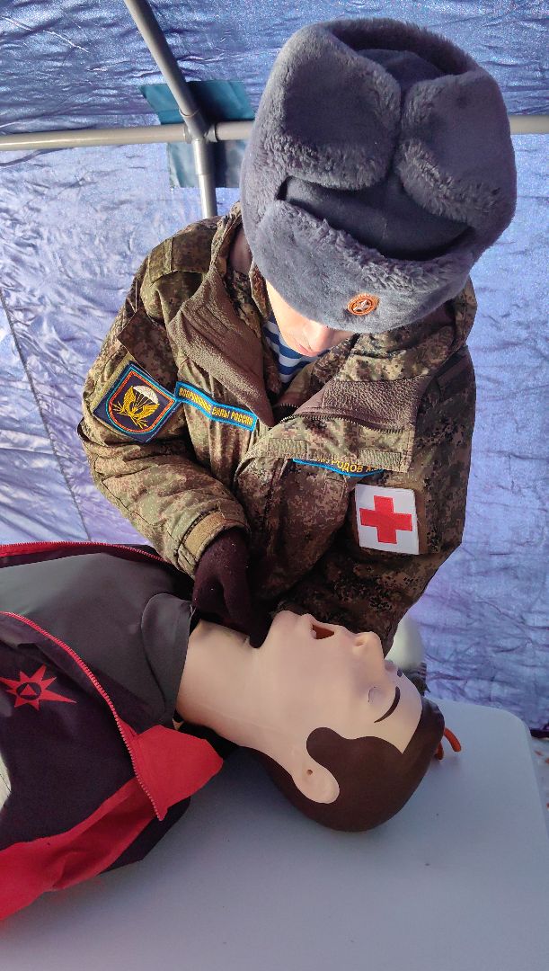 первая помощь, мастер-класс, аптечка, мед брат, парк, день защитника отечества, вертикалки,