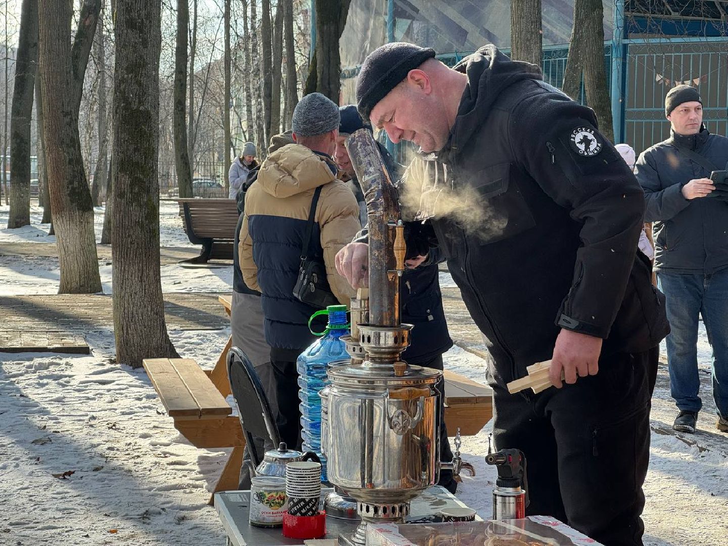 королёв, триколор, ленточки, россия, день защитника отечества,