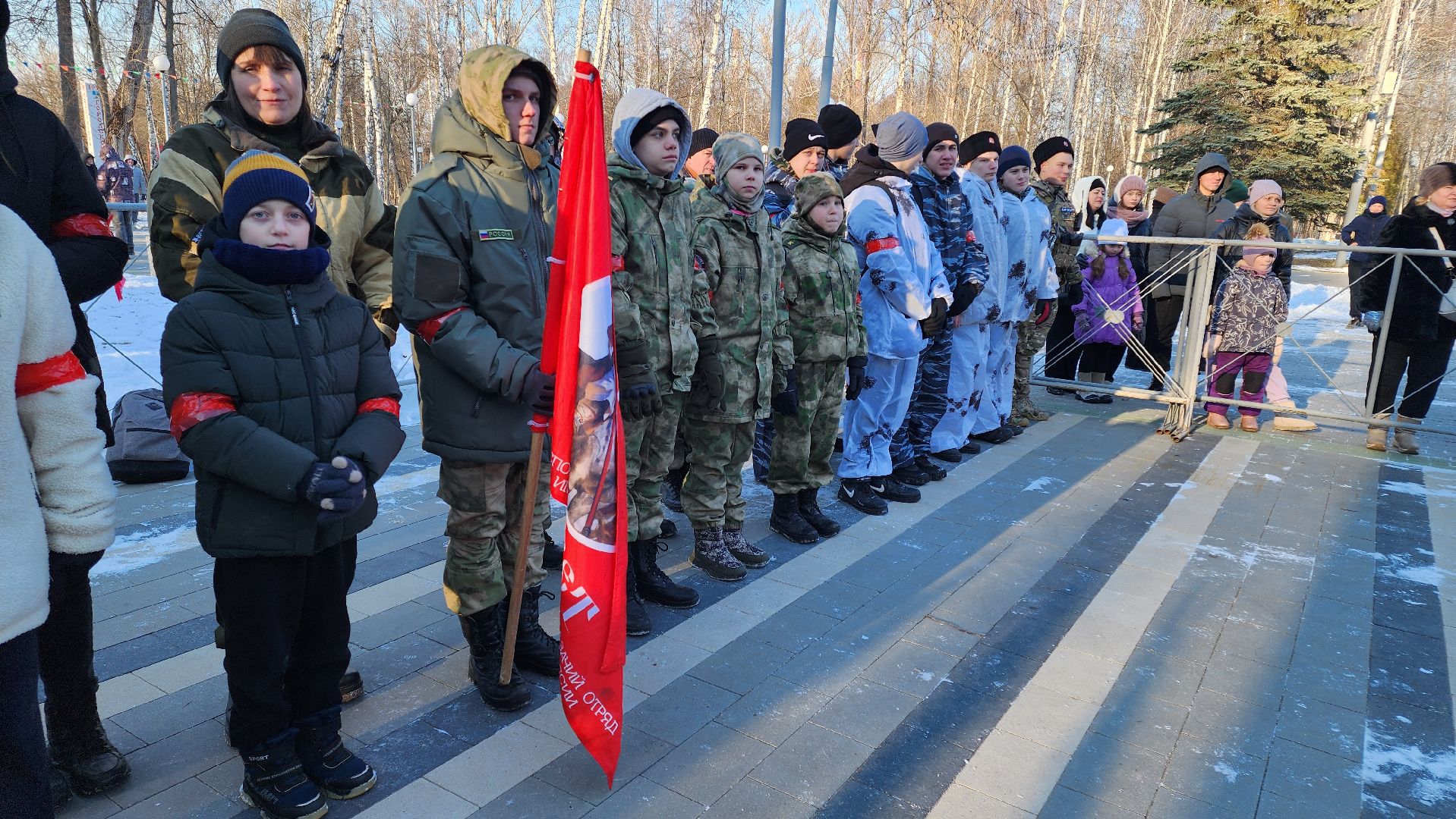 кашира, парк, концерт, день защитника отечества, вертикалки,