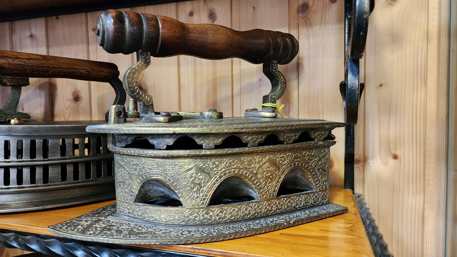 руза, история утюга, утюжатник, рузский муниципальный округ, частная коллекция,