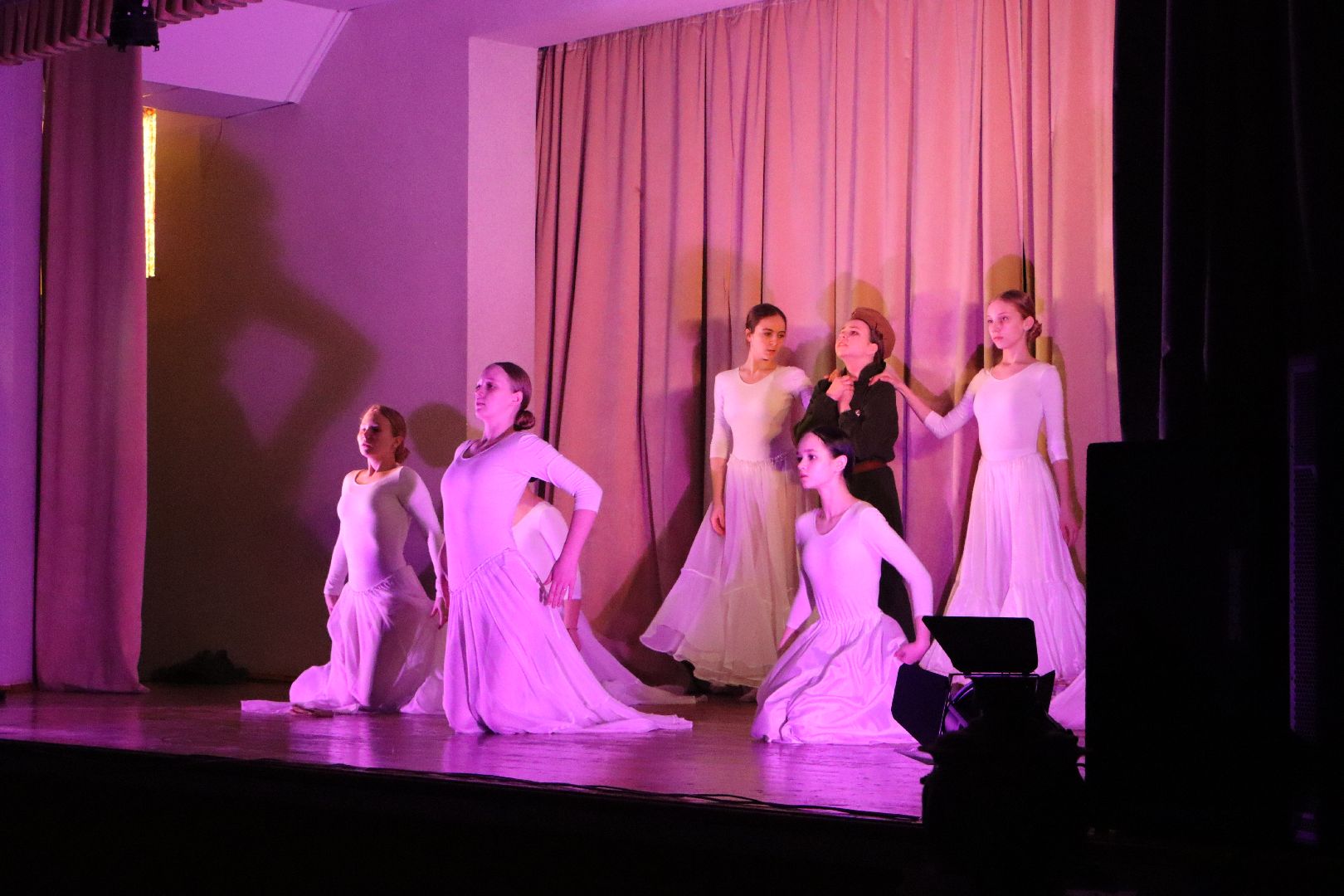 серебряные пруды, школа чуйкова, культура, дети, патриотизм, великая отечественная война, спектакль,