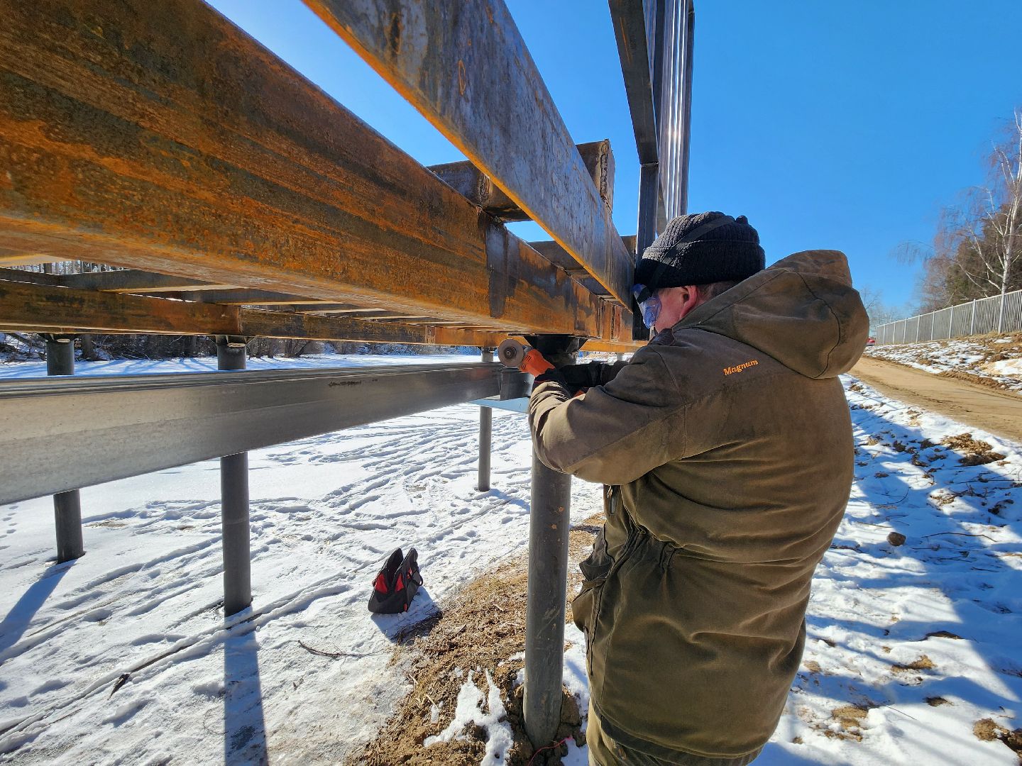 Чехов, улица Береговая, набережная реки Теребенка, благоустройство, обновление, прокладка сетей электроснабжения, инженерные коммуникации, наружное освещение, закладные под электрический кабель, госпрограмма московской области, формирование комфортной городской среды,
