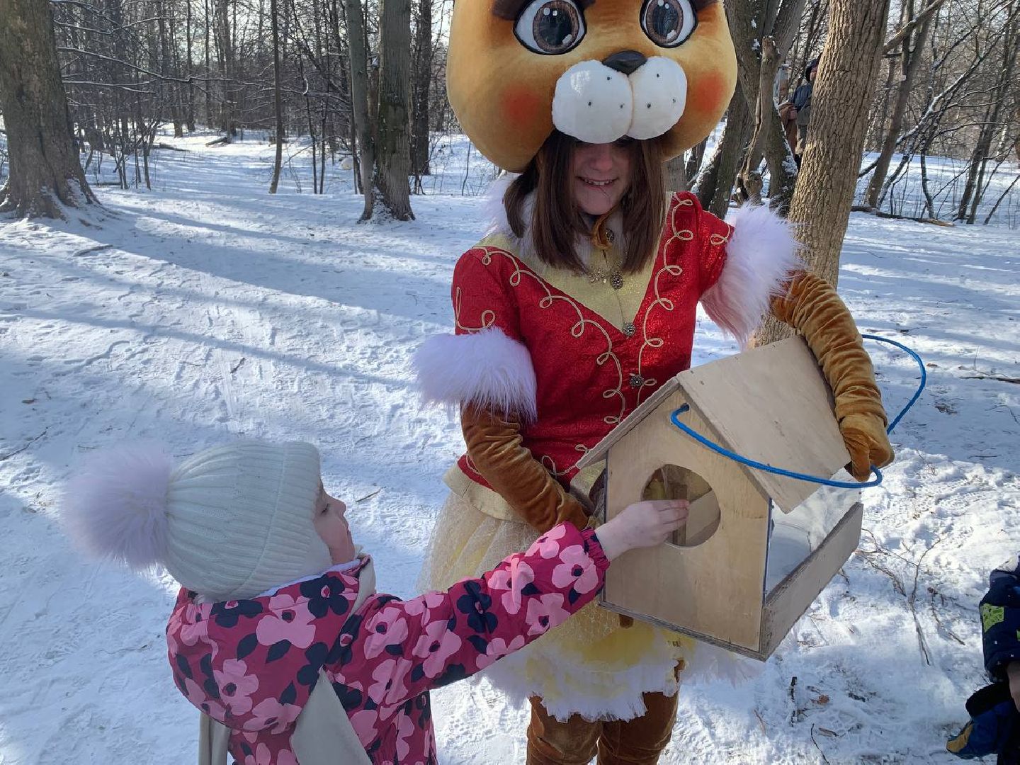 долгопрудный, парк на молодежной, Кормушки для белок, мыльные пузыри, аниматоры, вертикалки,