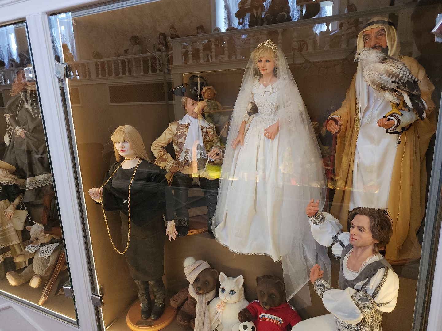 серпухов, подмосковье, ура победе, музей кукол и дом мороженого,