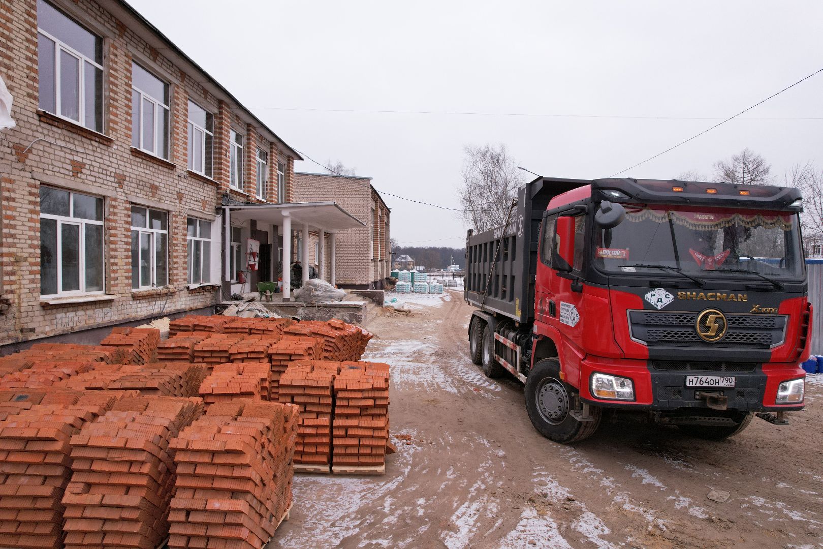 видео с коптера, орехово-зуево, малая дубна, строительство, ремонт школы,