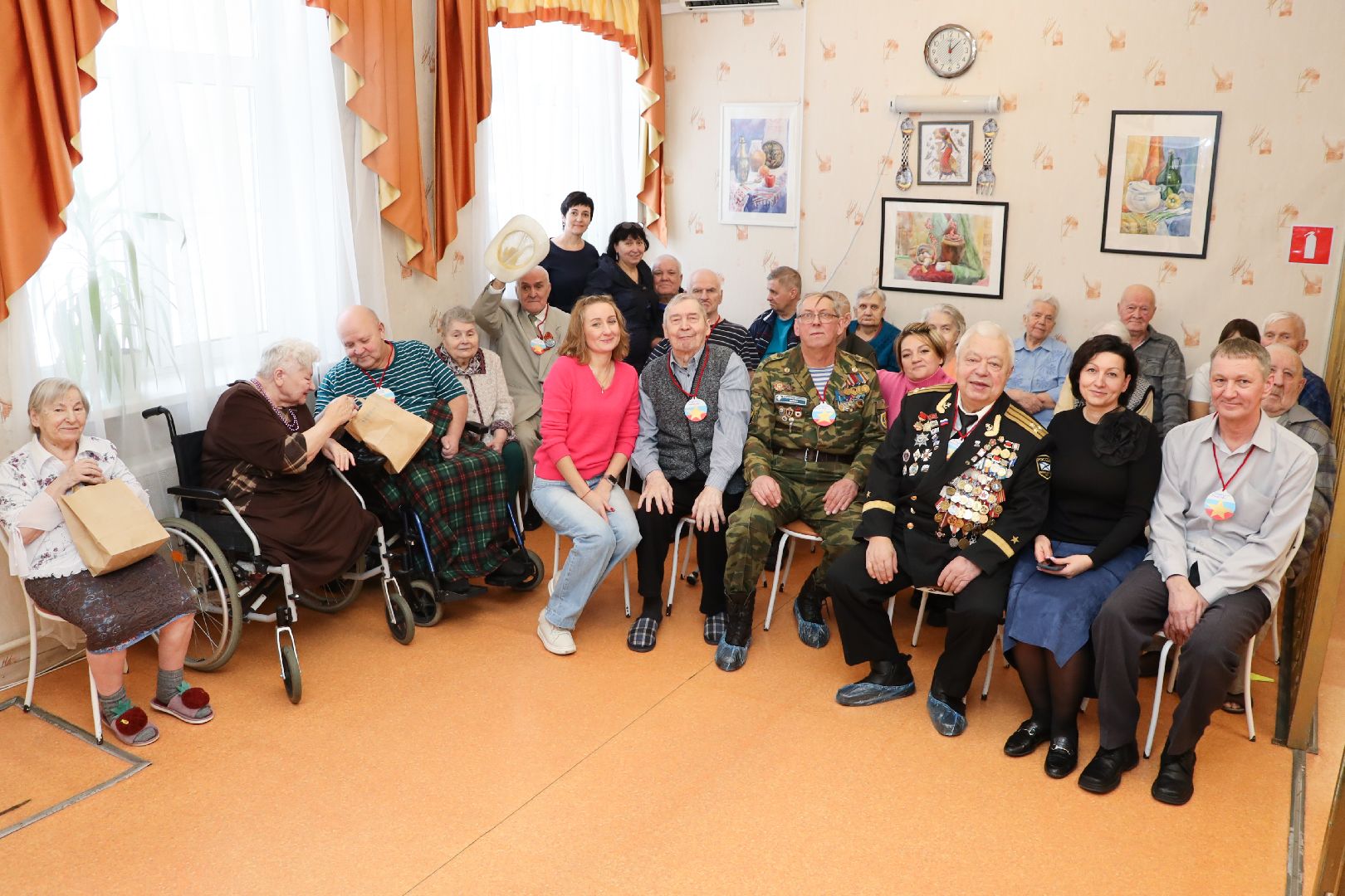 ивантеевка, интернат, пожилые люди, подарки, праздник,нежный бизнес, забота о жителях,