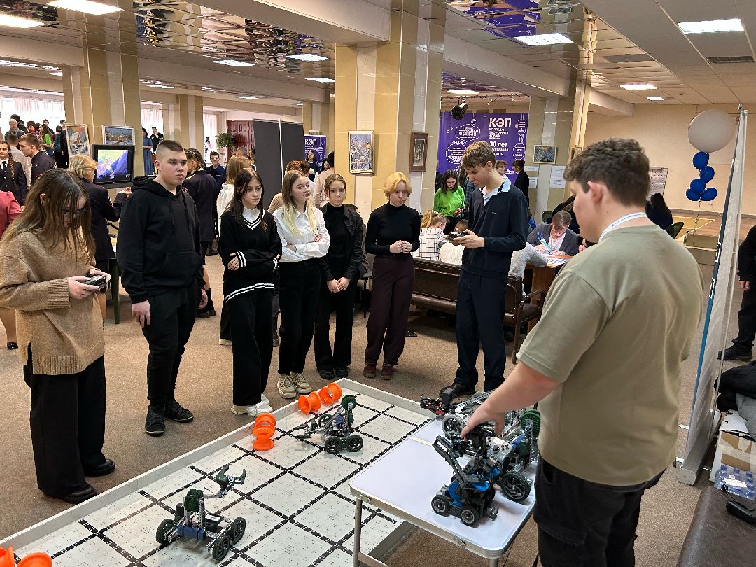 Фрязино, общество