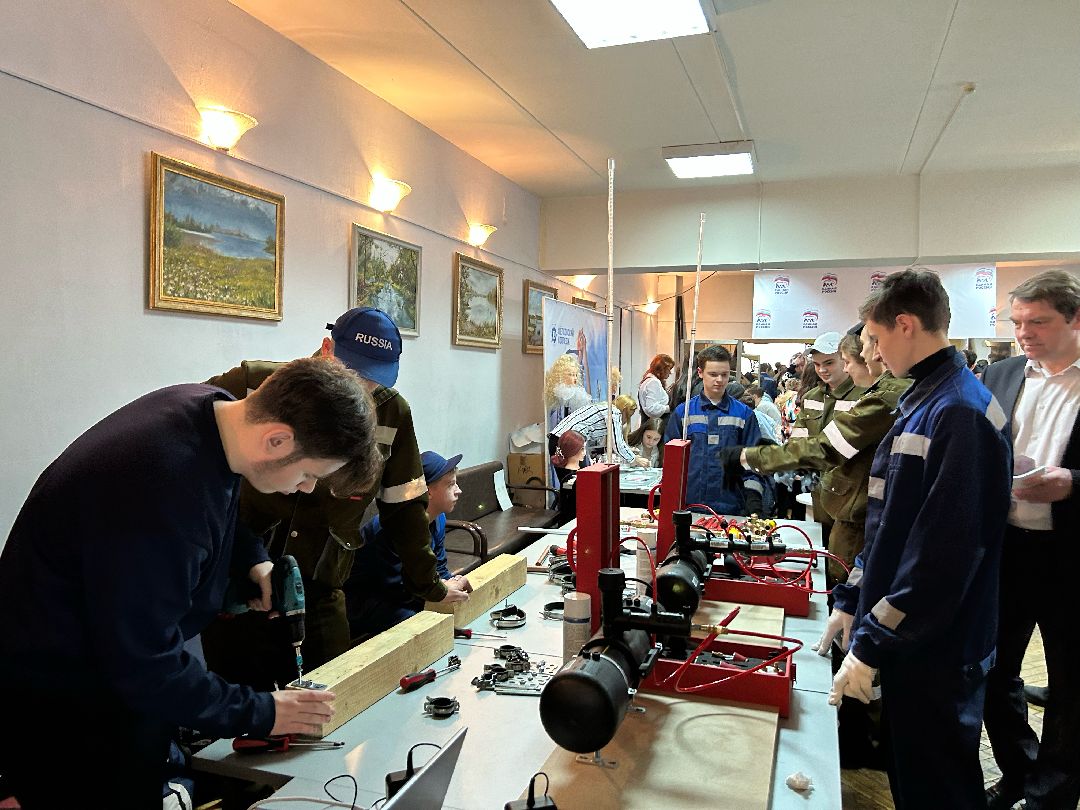 Фрязино, общество