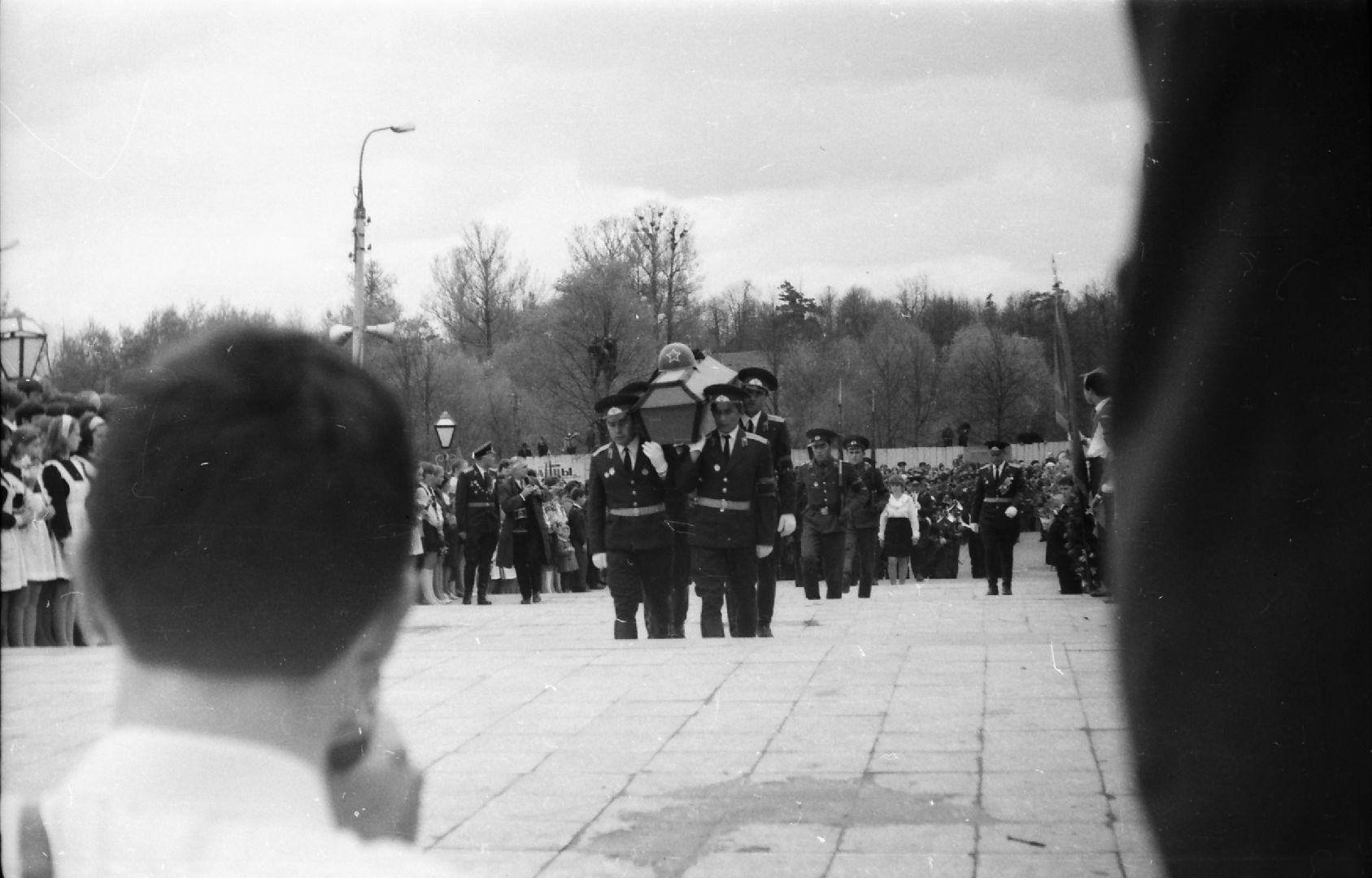вертикалки, вечный огонь, наро-фоминск, история мемориала, вахта памяти, история наро-фоминска,