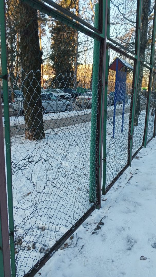 спортивная площадка Власиха, ремонт спортплощадки, обращения жителей, Власиха спортплощадка, вертикалки,