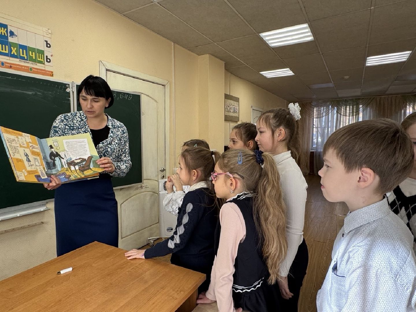 реутов, вертикалки, культура, библиотека, презентация книги, пушкинские дни,