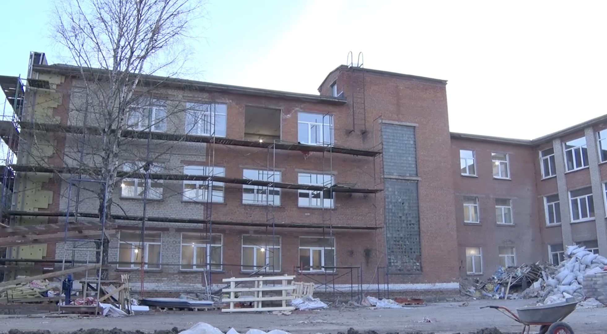 Клин, люди, строительство, образование