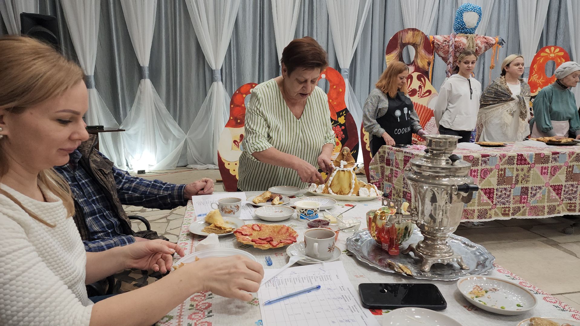 Масленица, конкурс блинов, Лобня, вертикалки,