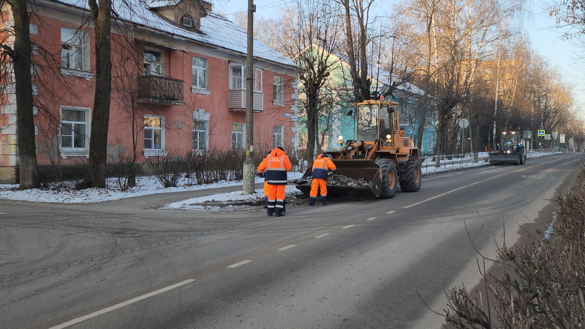 серпухов, улица физкультурная, микрорайон имени ногина, комбинат благоустройства, уборка дорог, вертикалки,