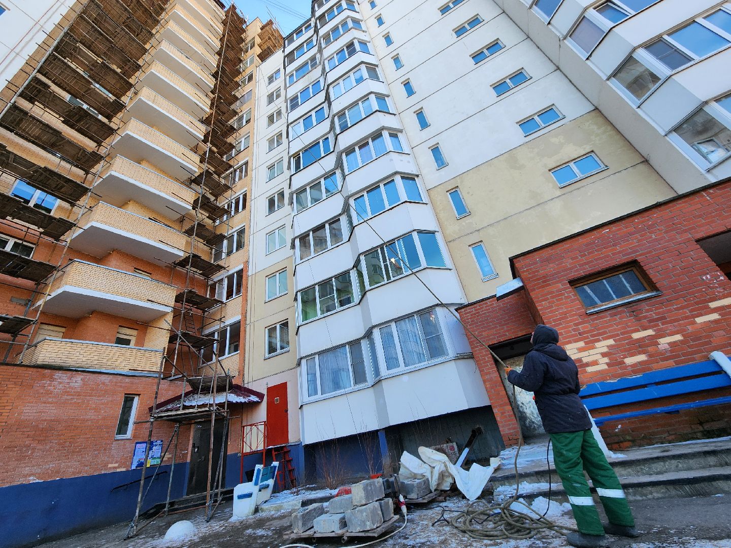 Чехов, улица Дружбы 1а, жилой дом, капитальный ремонт фасада, реконструкция фасада, обновление наружных стен, фонд капитального ремонта мо, несущая способность фасада, теплоизоляция, гидроизоляция, вертикалки,