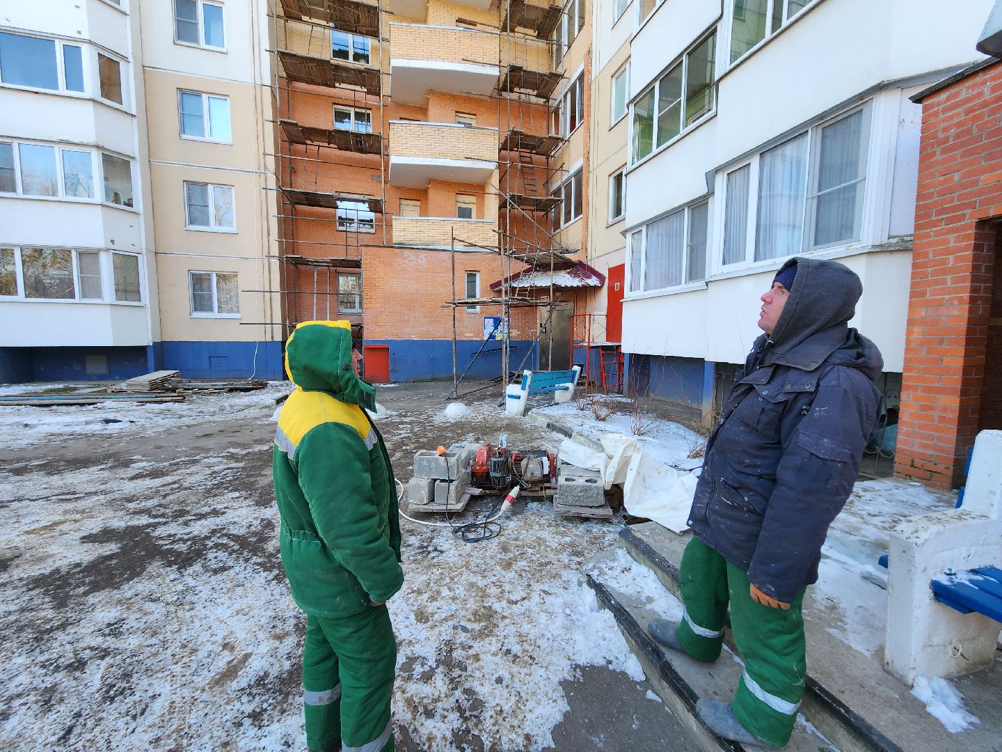 Чехов, улица Дружбы 1а, жилой дом, капитальный ремонт фасада, реконструкция фасада, обновление наружных стен, фонд капитального ремонта мо, несущая способность фасада, теплоизоляция, гидроизоляция, вертикалки,