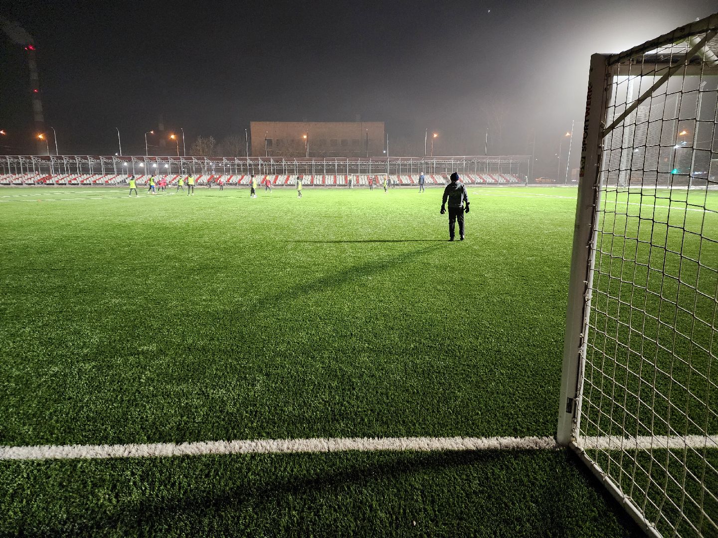 Чехов, стадион Гидросталь, спортивная школа Витязь, футболисты, тренировки, занятия, реконструкция стадиона, обновление стадиона, губернатор московской области, программа Спорт Подмосковья,