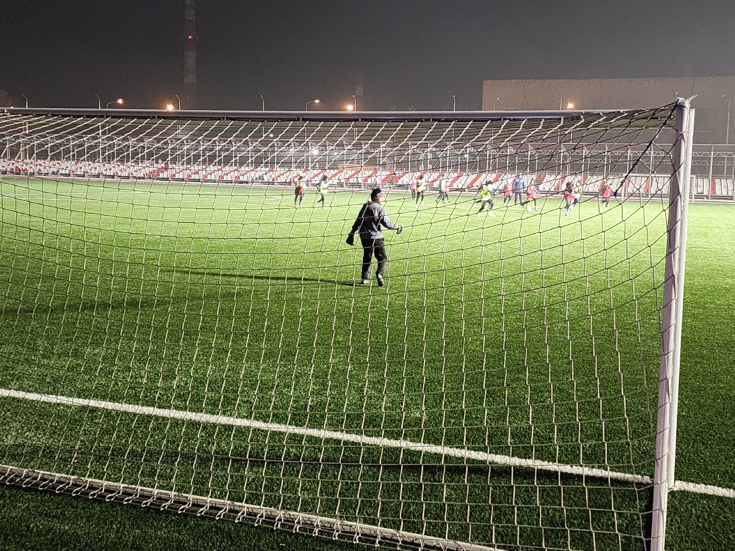 Чехов, стадион Гидросталь, спортивная школа Витязь, футболисты, тренировки, занятия, реконструкция стадиона, обновление стадиона, губернатор московской области, программа Спорт Подмосковья,