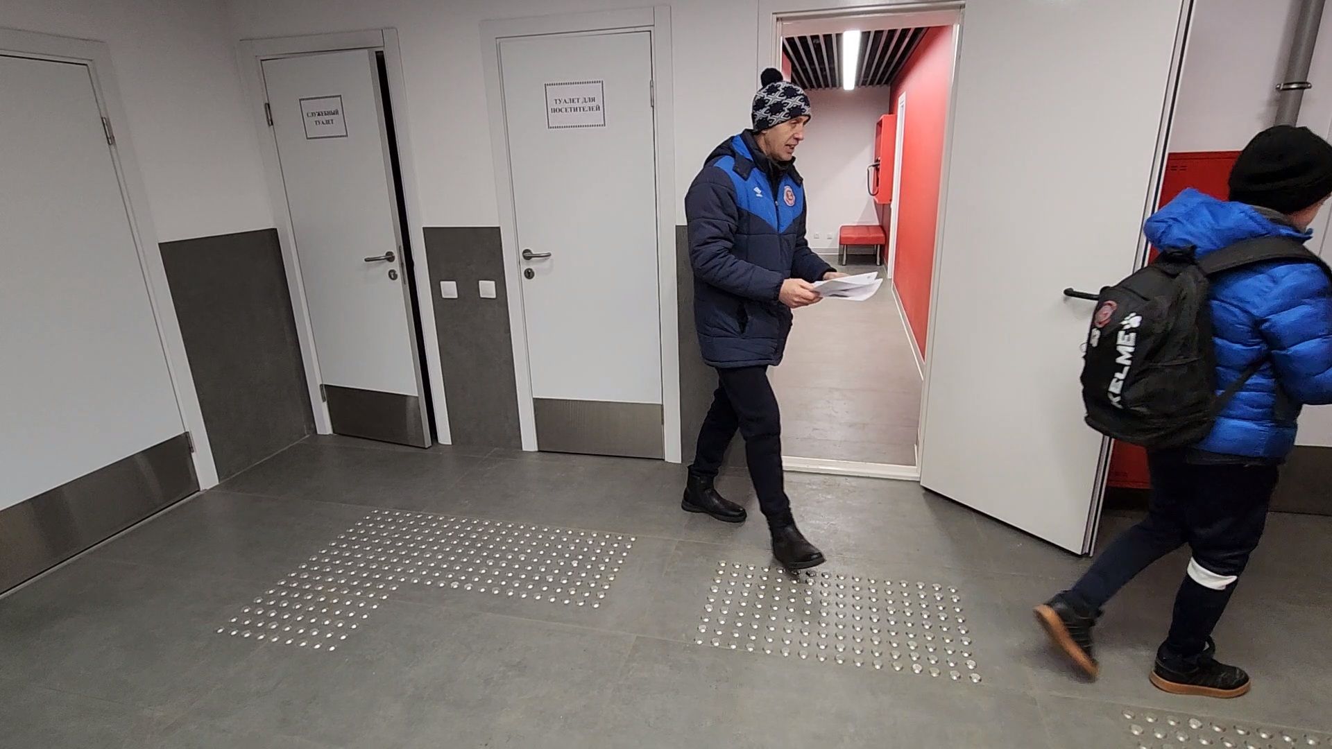 Чехов, стадион Гидросталь, спортивная школа Витязь, футболисты, тренировки, занятия, реконструкция стадиона, обновление стадиона, губернатор московской области, программа Спорт Подмосковья,