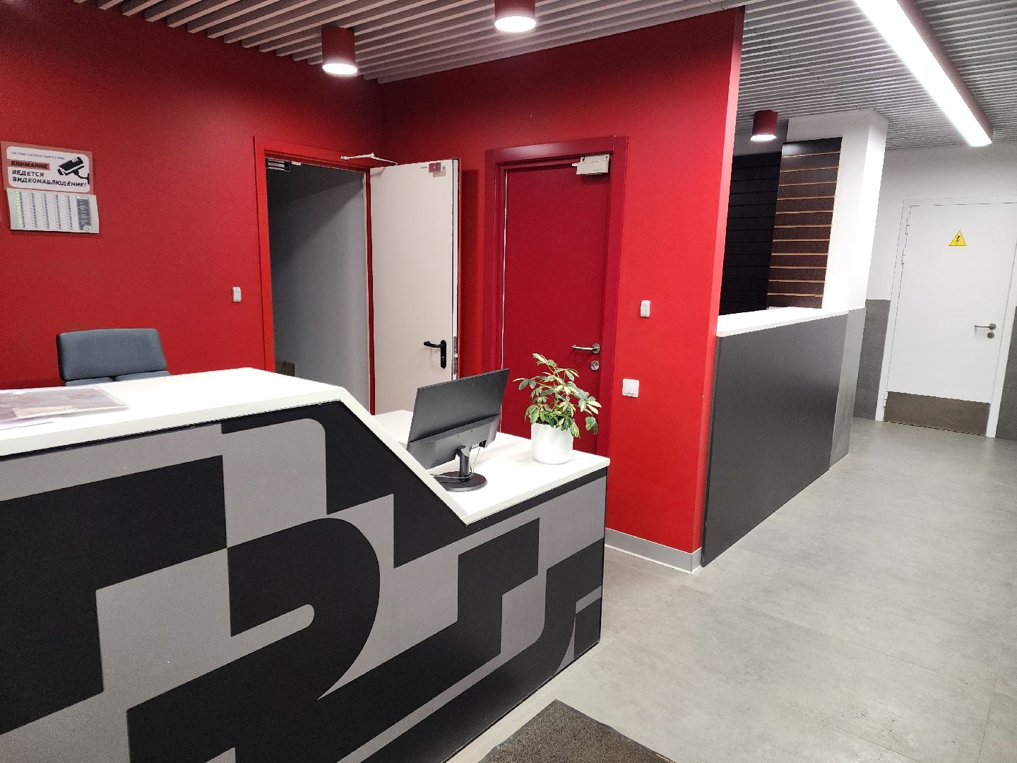 Чехов, стадион Гидросталь, спортивная школа Витязь, футболисты, тренировки, занятия, реконструкция стадиона, обновление стадиона, губернатор московской области, программа Спорт Подмосковья,