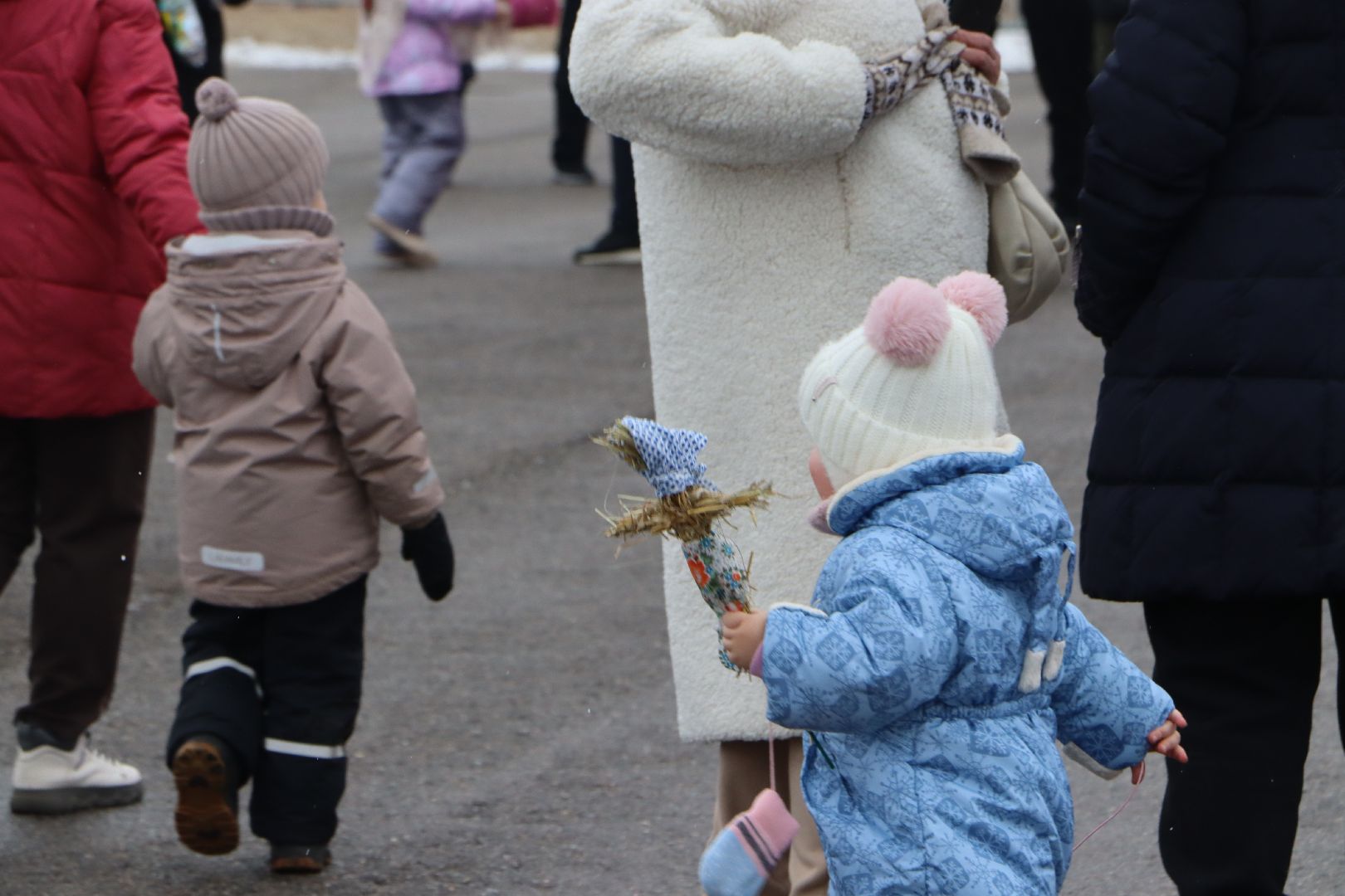 масленица, чучело, серебряные пруды, парк серебряный, масленичные гуляния,