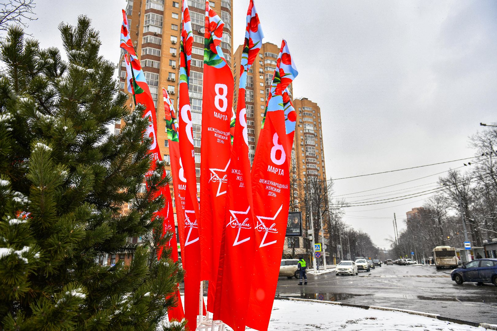 8 марта, Флаги, Украшение, Город, вертикалки,