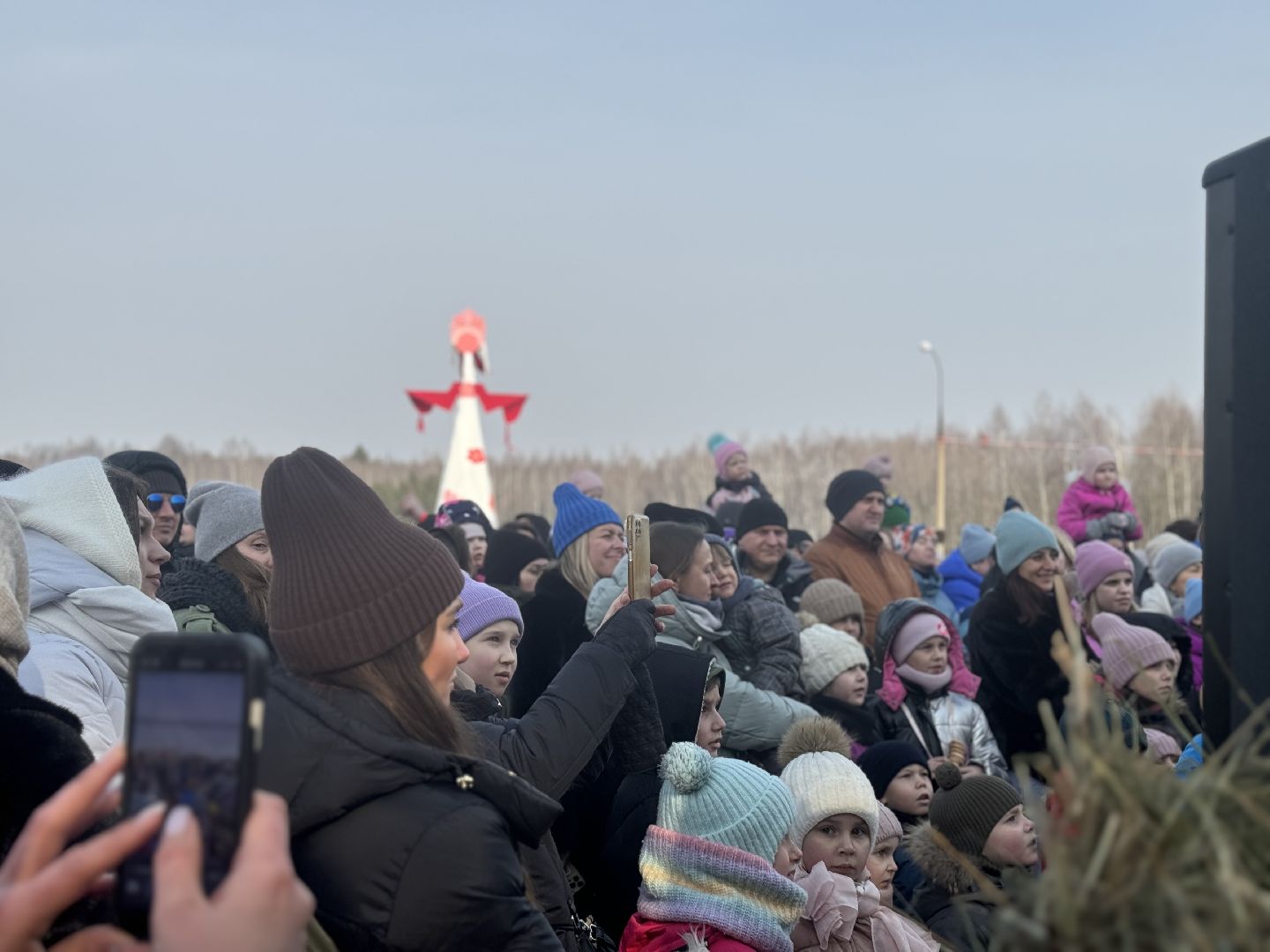 Арт-Масленица, Самое высокое чучело России, Масленичный фестиваль, масленичные гуляния, музей заповедник горки ленинские,