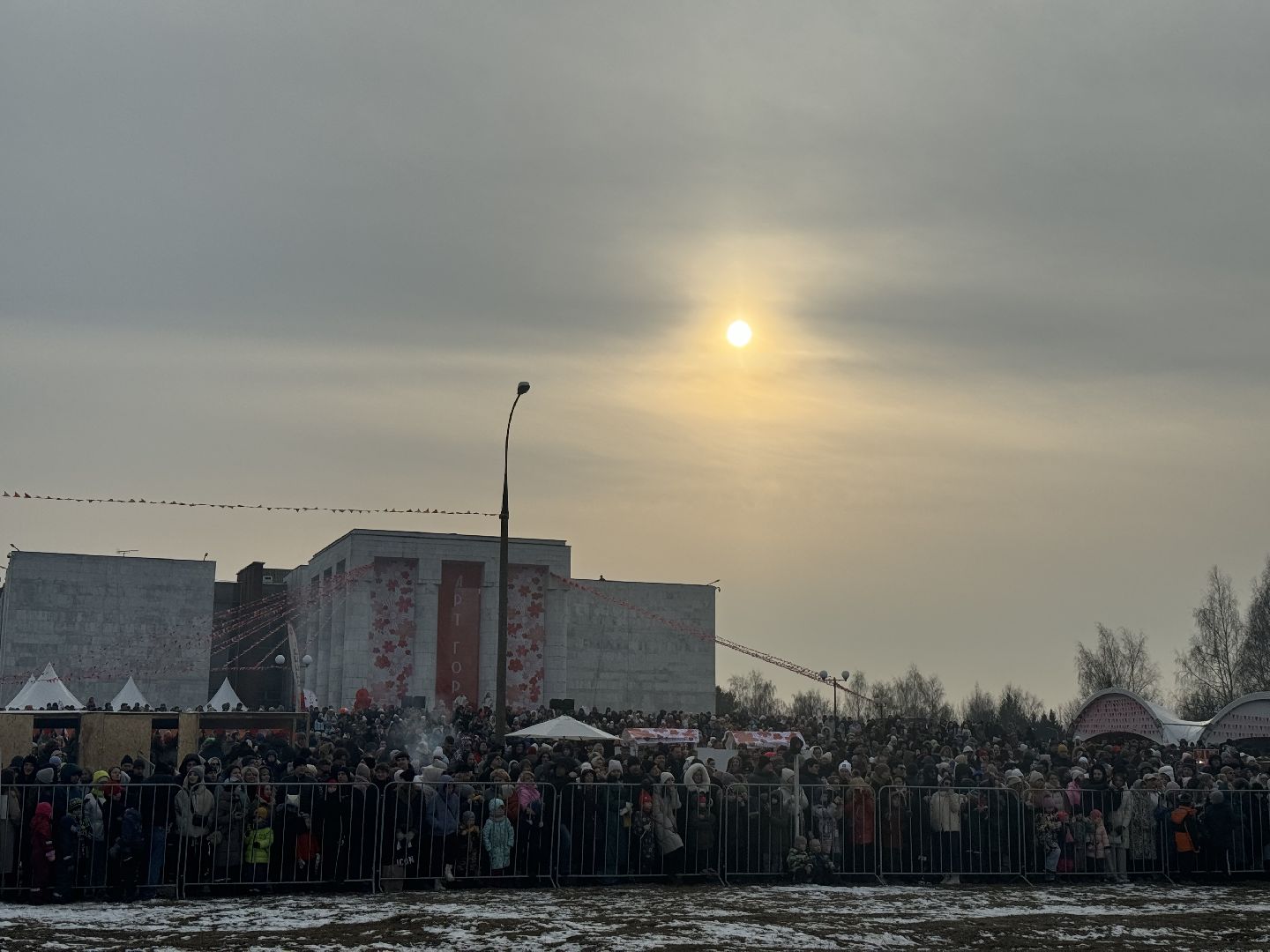 самое высокое чучело россии, Арт-Масленица, музей заповедник горки ленинские,