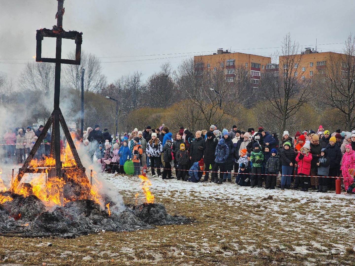 долгопрудный, масленица, центральный парк, масленичный столб, роман истомин,чучело,