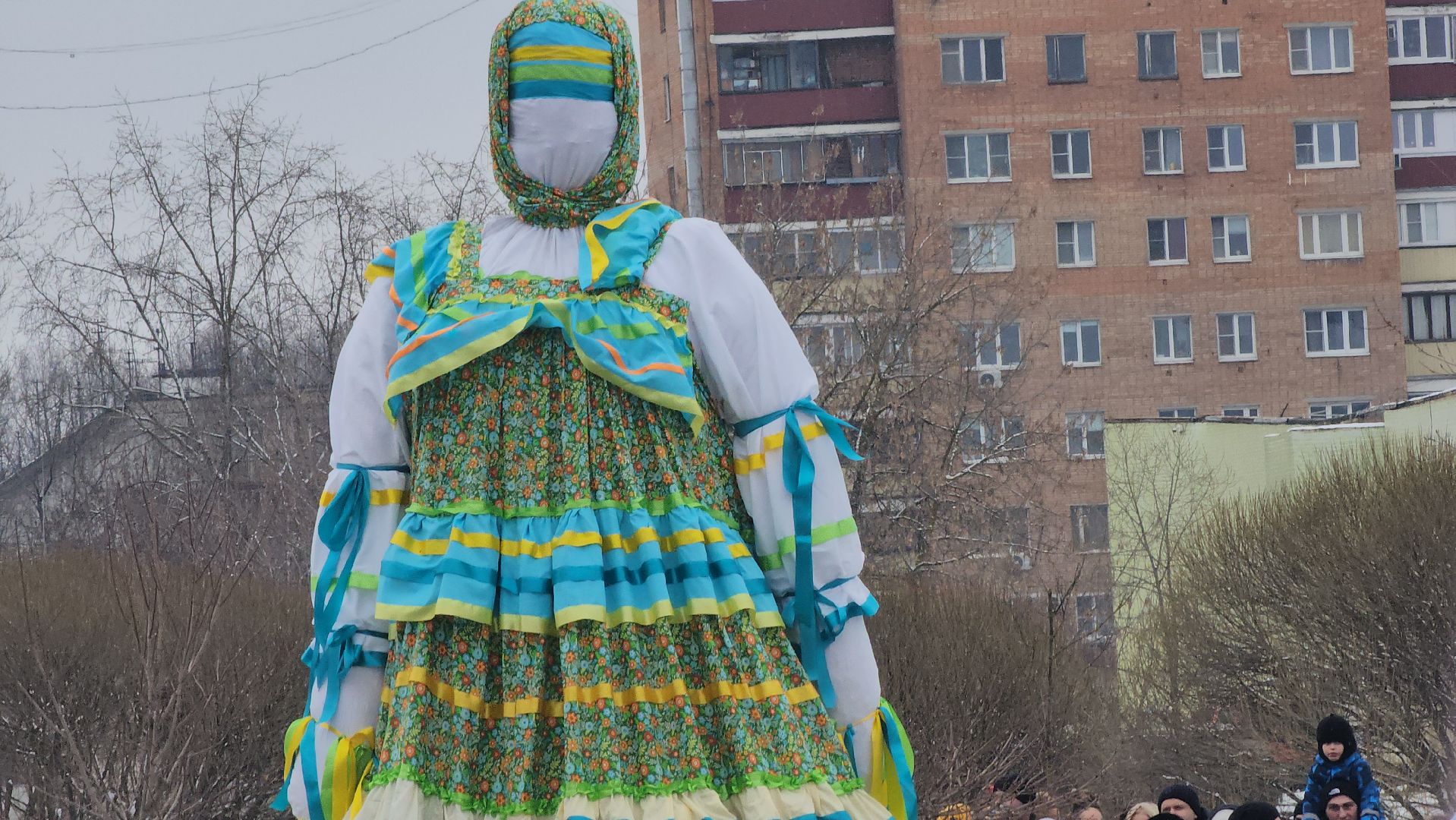 долгопрудный, масленица, центральный парк, масленичный столб, роман истомин,чучело,