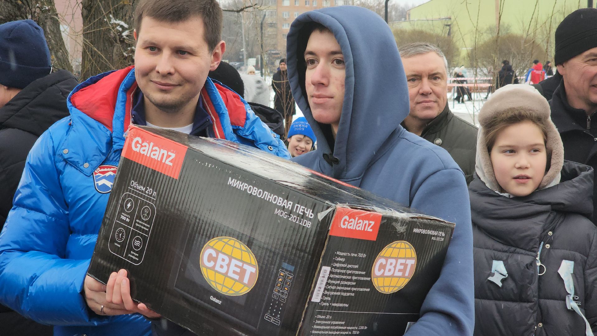 долгопрудный, масленица, центральный парк, масленичный столб, роман истомин,чучело,