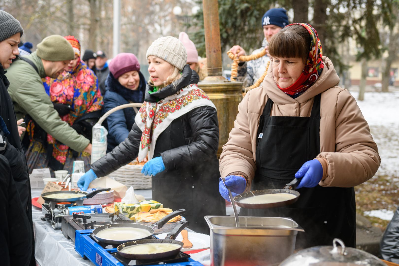 масленица, праздничные гуляния, блины, лыткарино, общество, скоморох, вертикалки,