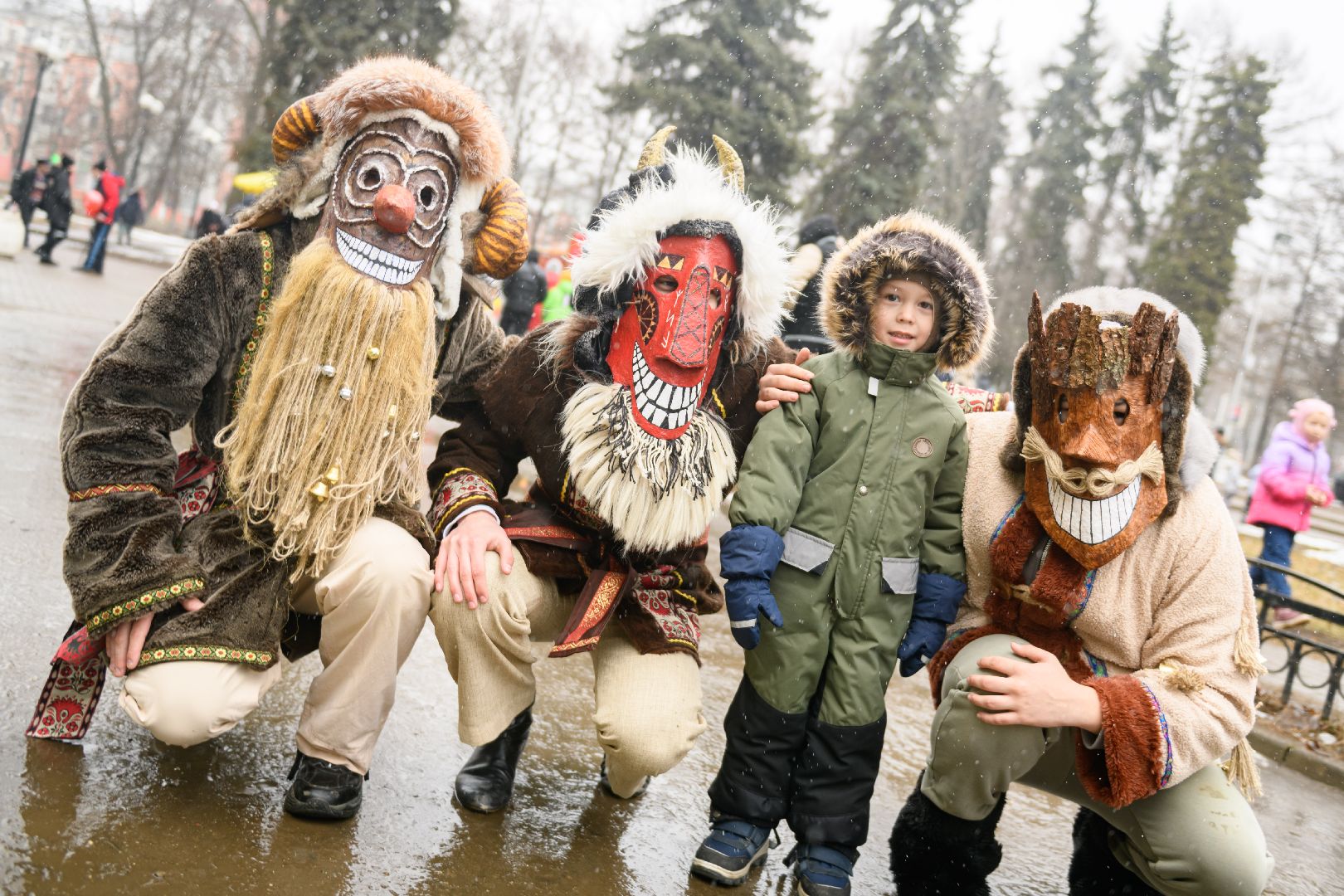 масленица, праздничные гуляния, блины, лыткарино, общество, скоморох, вертикалки,