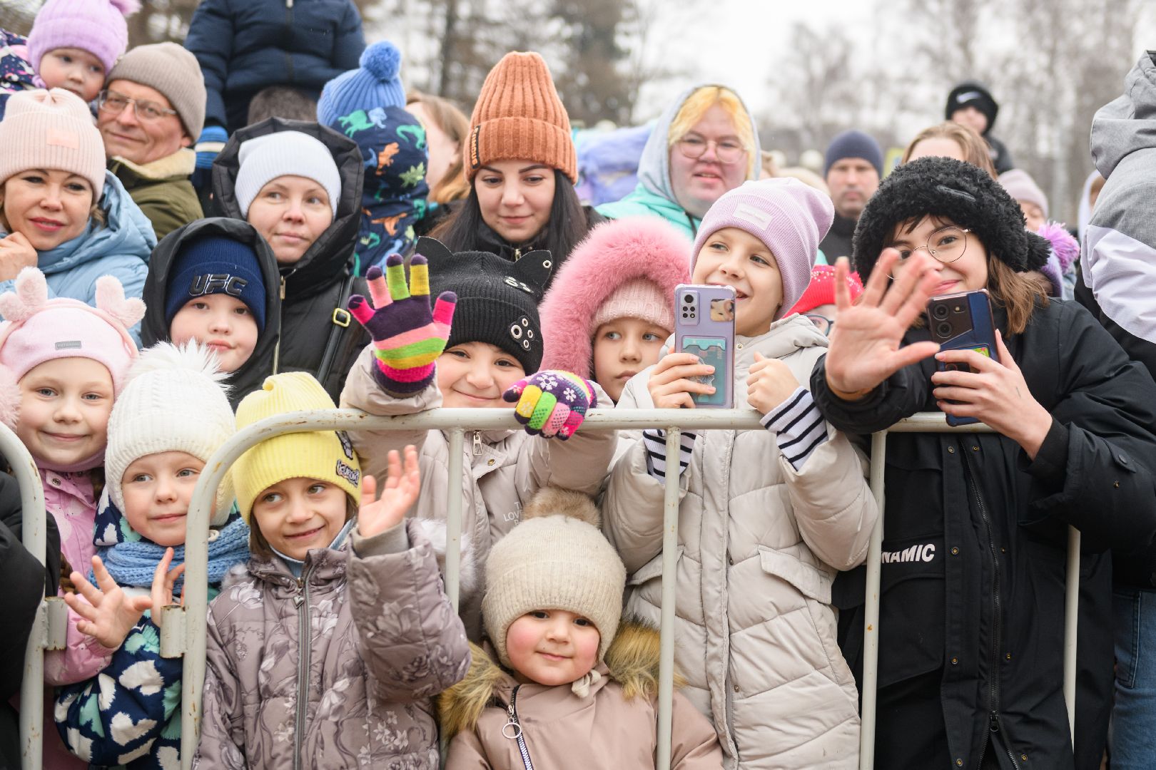 масленица, праздничные гуляния, блины, лыткарино, общество, скоморох, вертикалки,