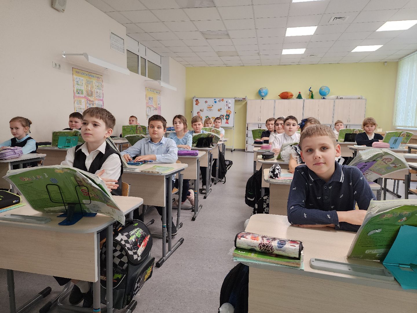 серпухов, подмосковье, молодой учитель, школа 9, образование,