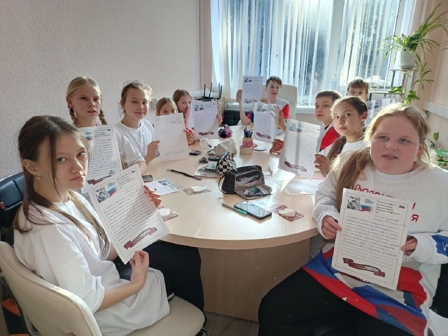 городской округ восход, дети, волонтеры подмосковья, движение первых, письма на фронт, письмо защитникам, вертикалки,