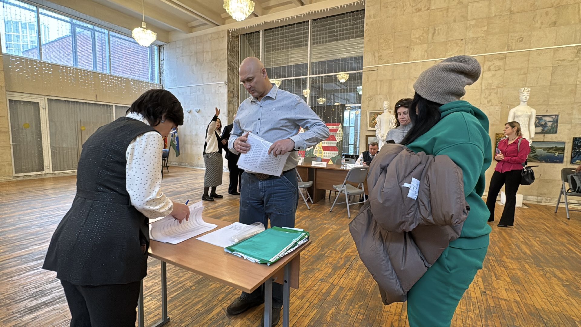 Выездная администрация, Одинцово, Заречье, Жилищные споры,