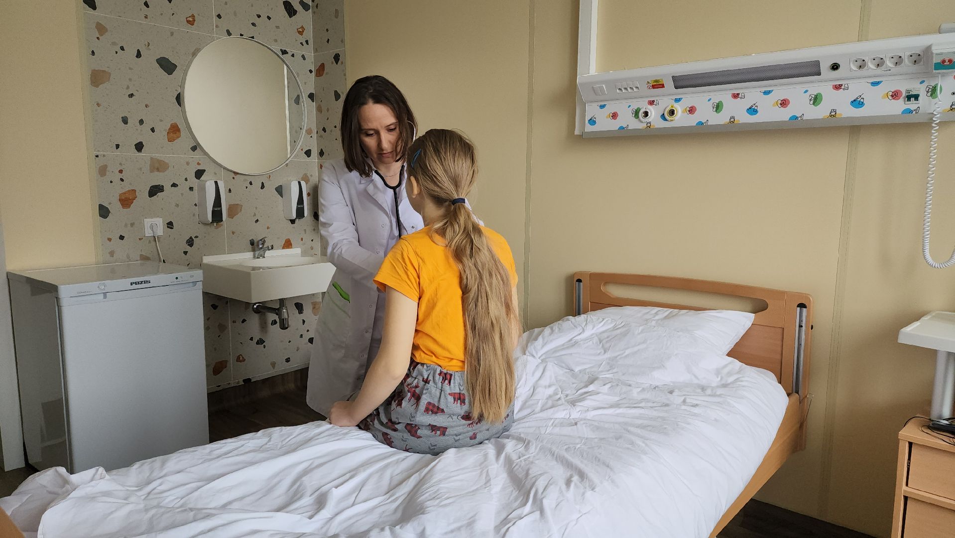 дкц имени рошаля, красногорск, женщина-врач, 8 марта,