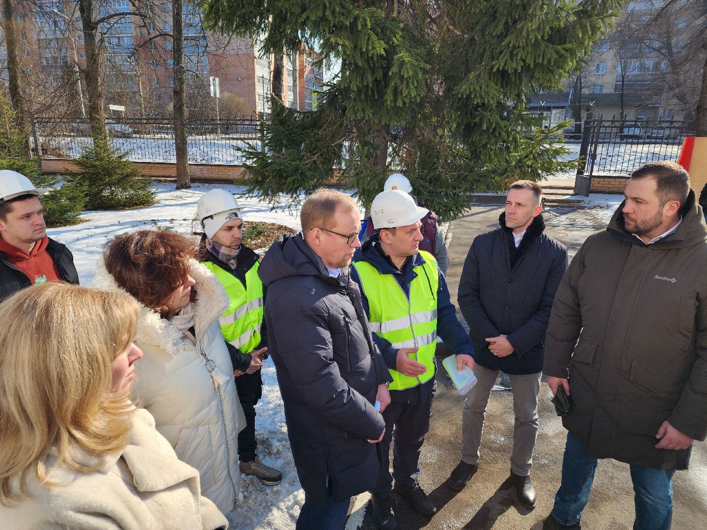 Чехов, улица Чехова 27, центр развития творчества детей и юношества, капремонт, реконструкция, обновление, комиссия, проверка, инспекция, виды и сроки работ, объем и качество работ, глава округа михаил собакин,