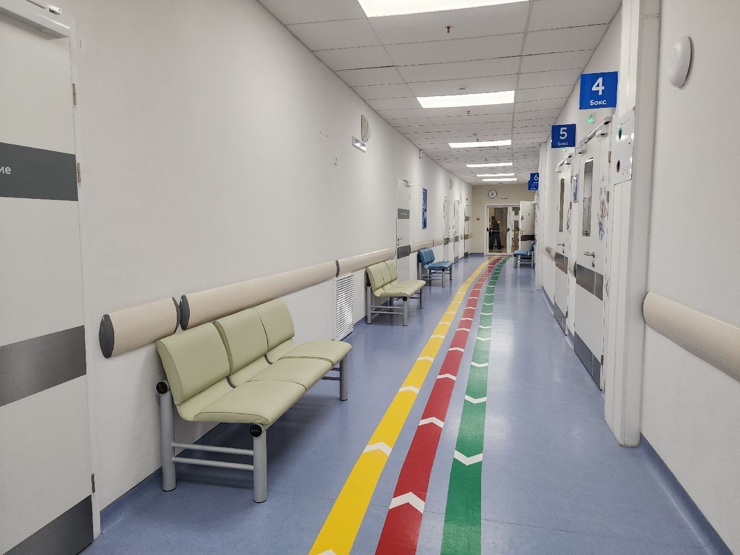 красногорск, дкц имени рошаля, женщина-врач, 8 марта,