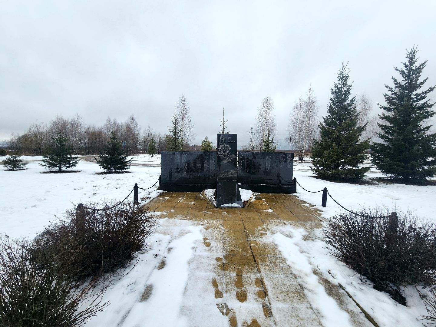 Серпухов, памятник воинам-землякам, большое грызлово,