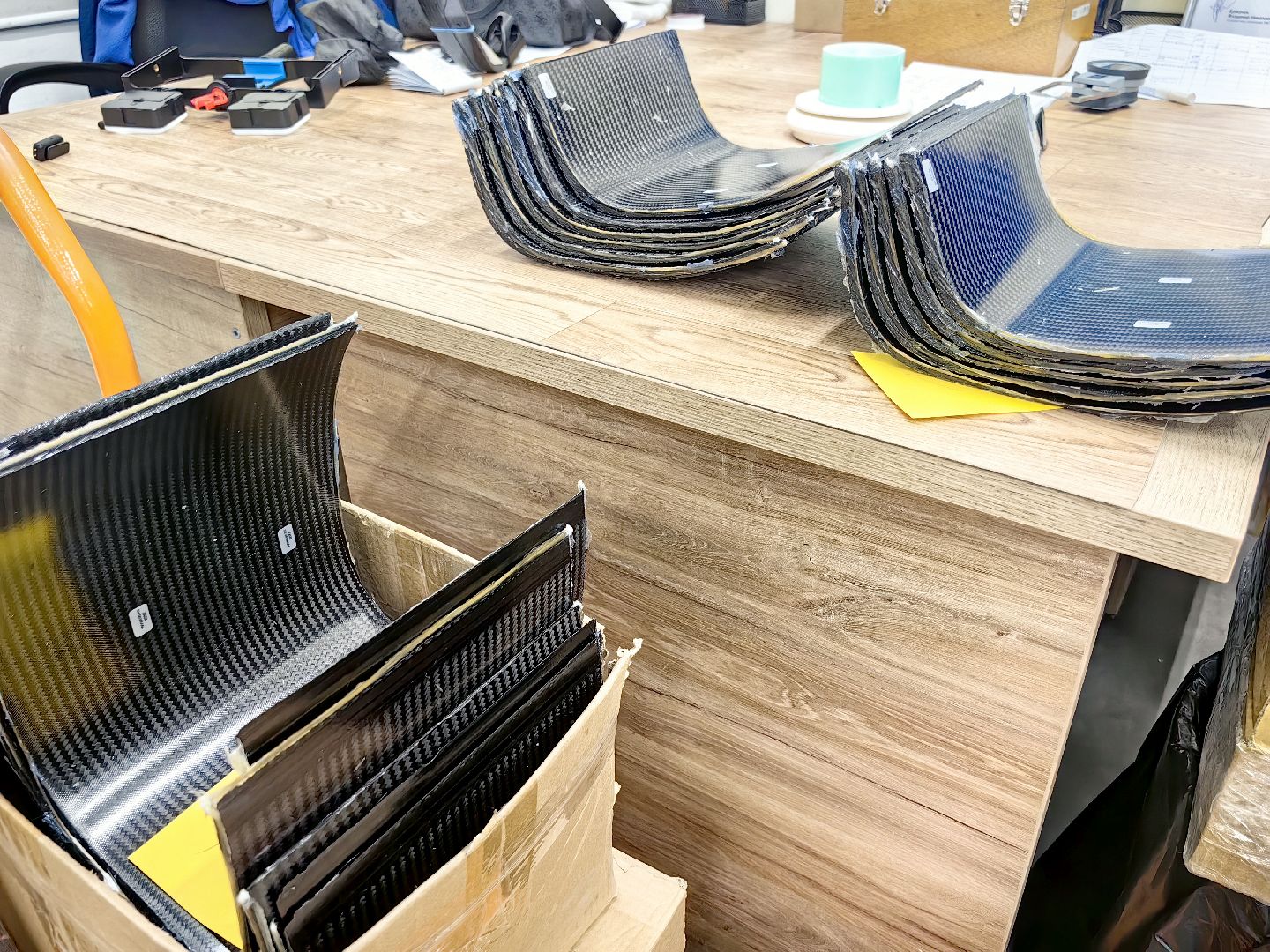 отдел отк, производство, 8 марта, букет, ирисы, контролер,