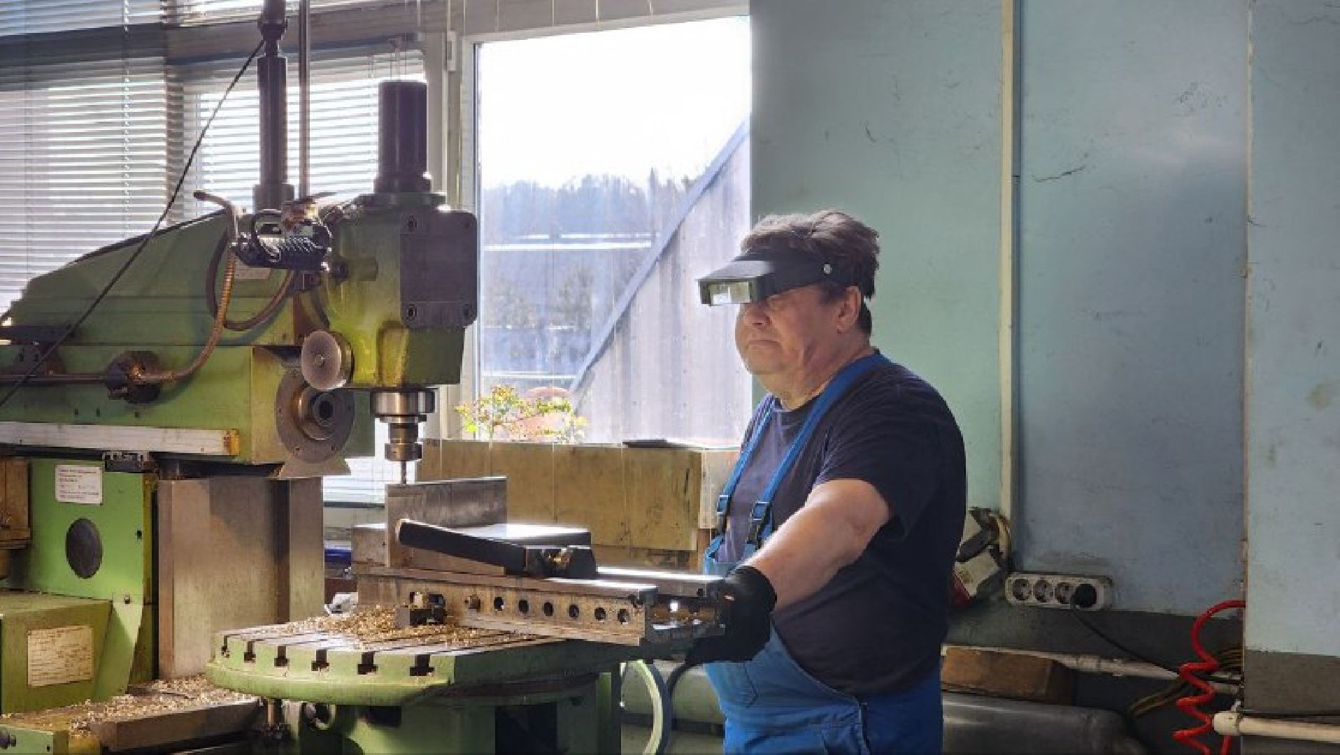 завод по производству оконного профиля, экономика, протвино,