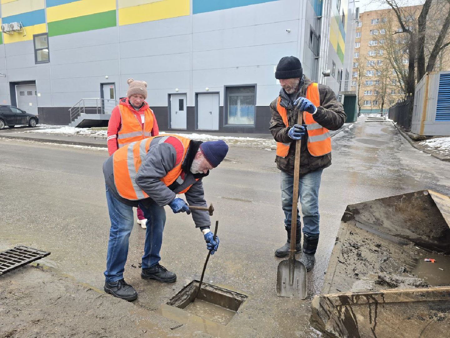 можайск, можайский муниципальный округ, подмосковье, жкх, коммунальщики, ливневые канализации, прочистка ливневых канализаций, подтопления, весна,