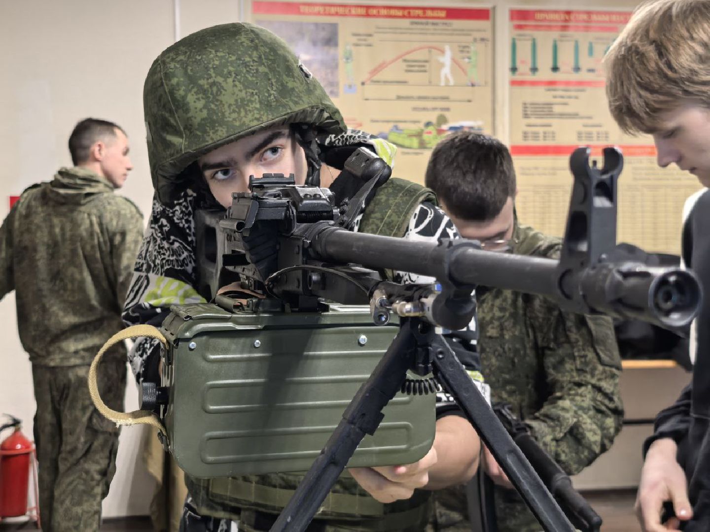 можайск, можайский муниципальный округ, подмосковье, военная часть, военный, день открытых дверей, школьники, профессия военного,