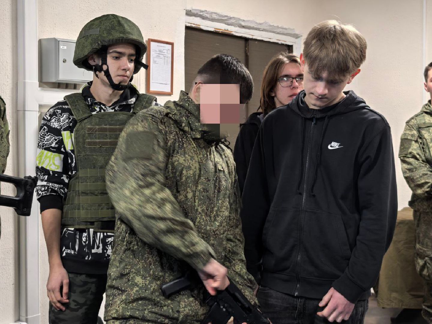 можайск, можайский муниципальный округ, подмосковье, военная часть, военный, день открытых дверей, школьники, профессия военного,